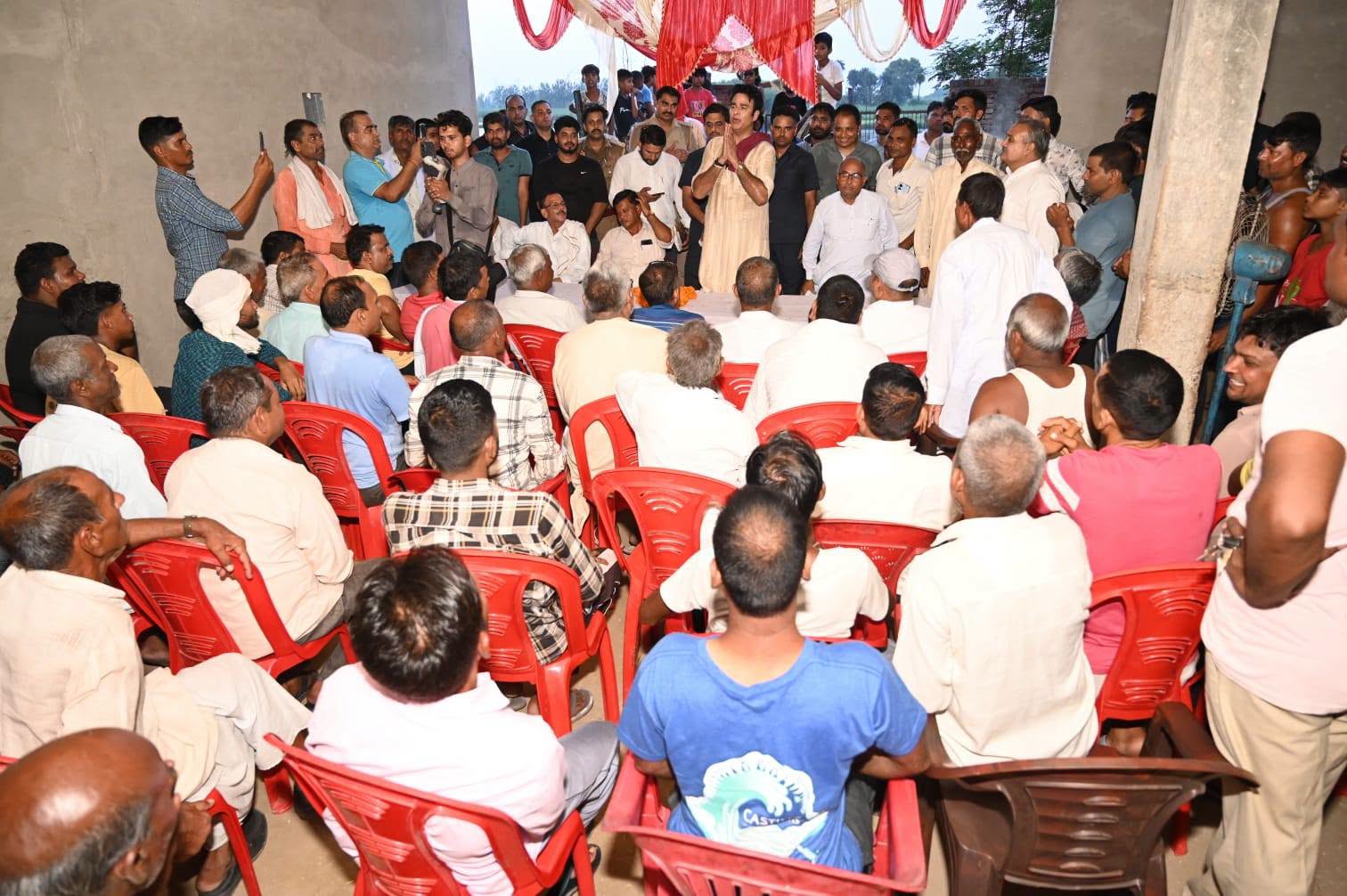 जनसेवा का पल