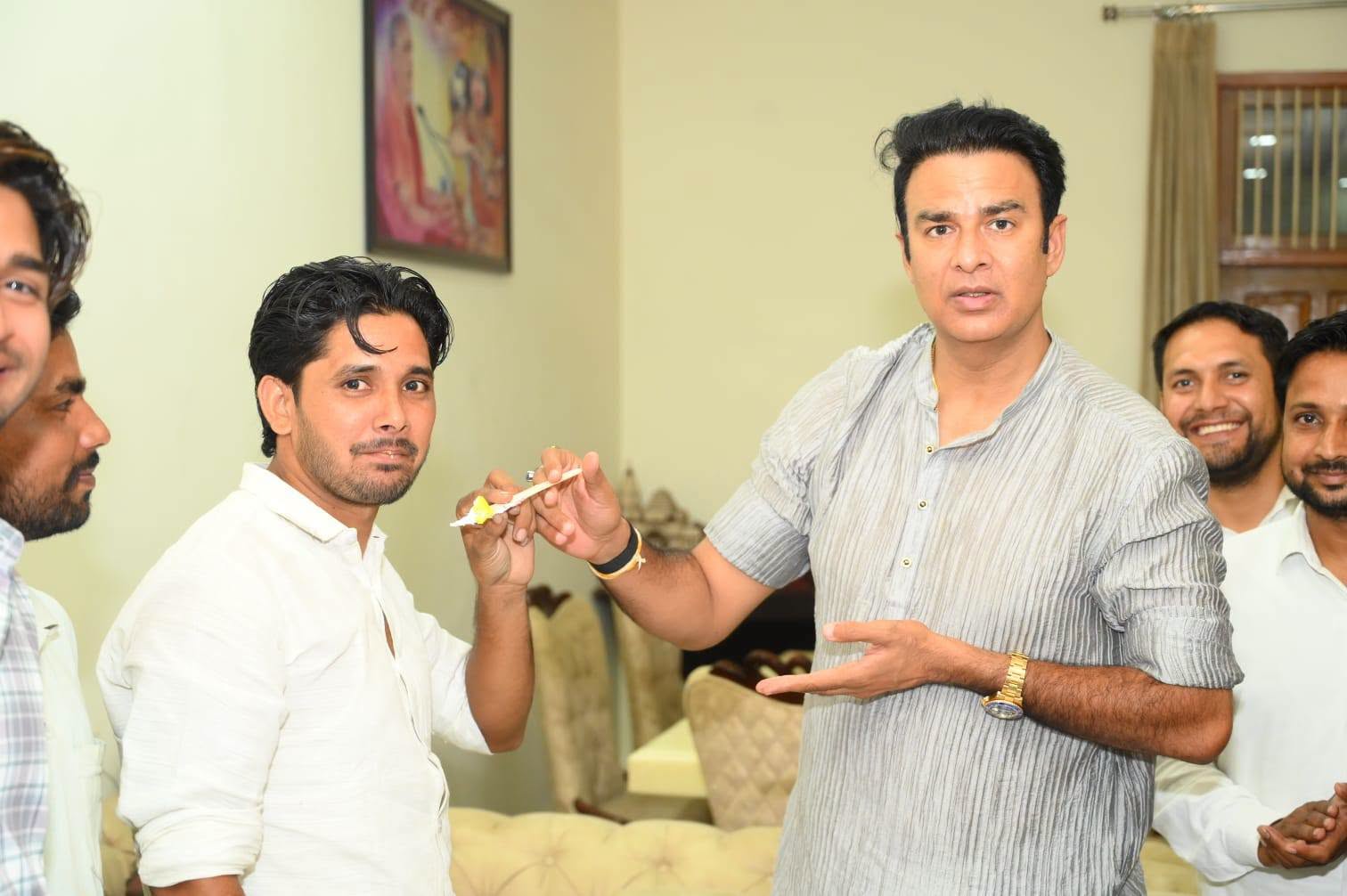 जनसेवा का पल