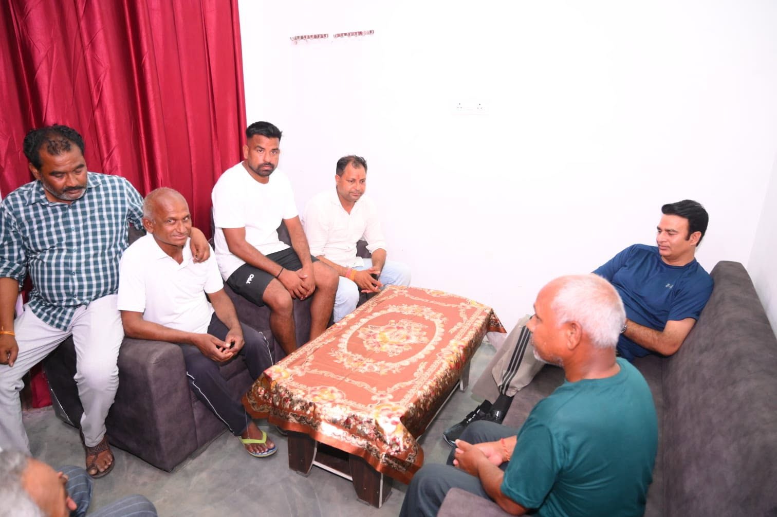 जनसेवा का पल