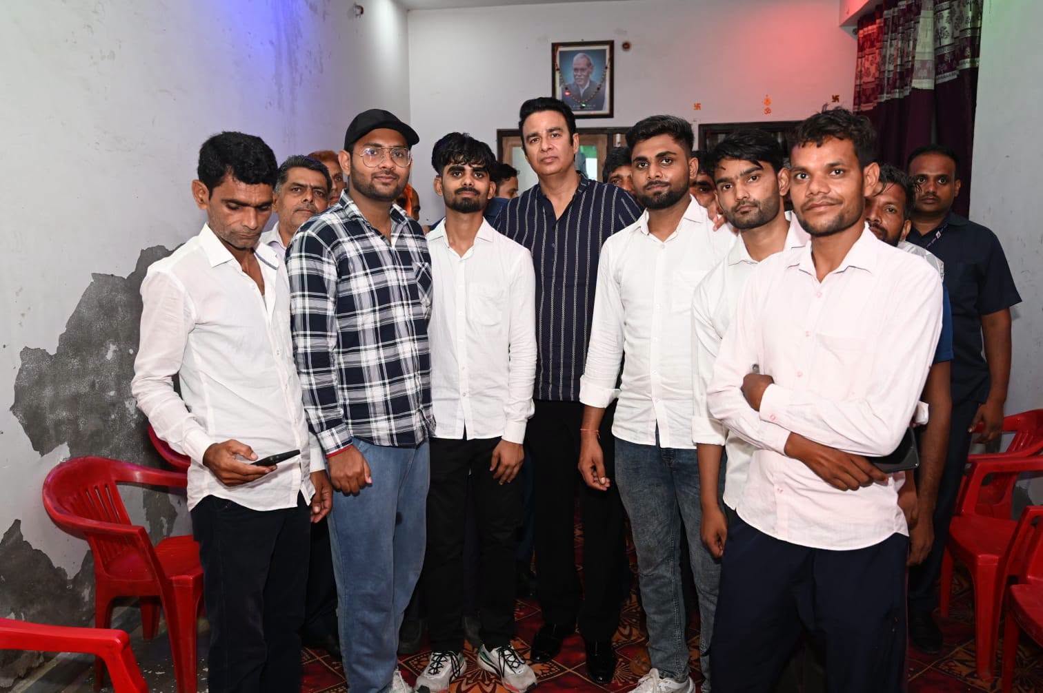 जनसेवा का पल