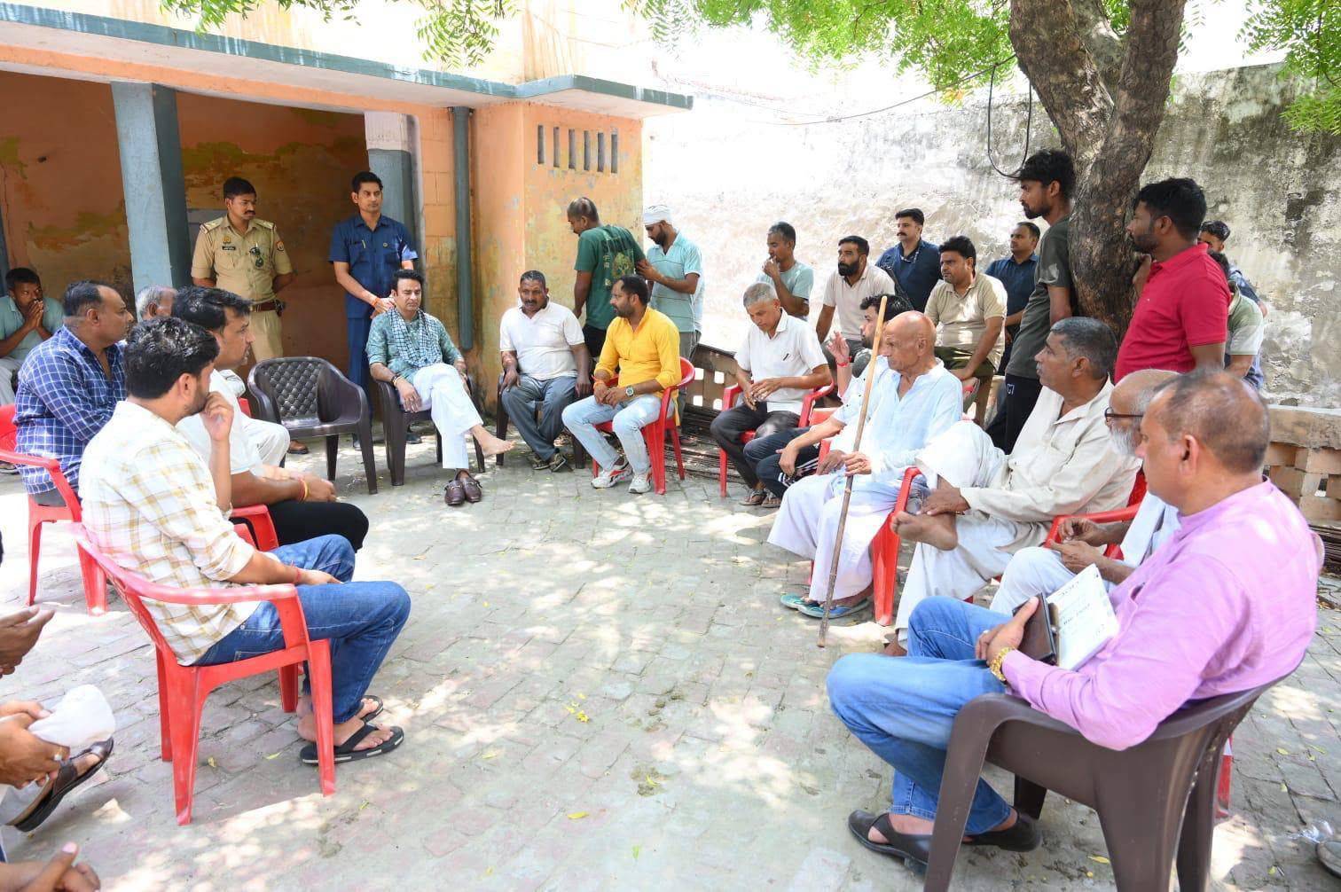जनसेवा का पल