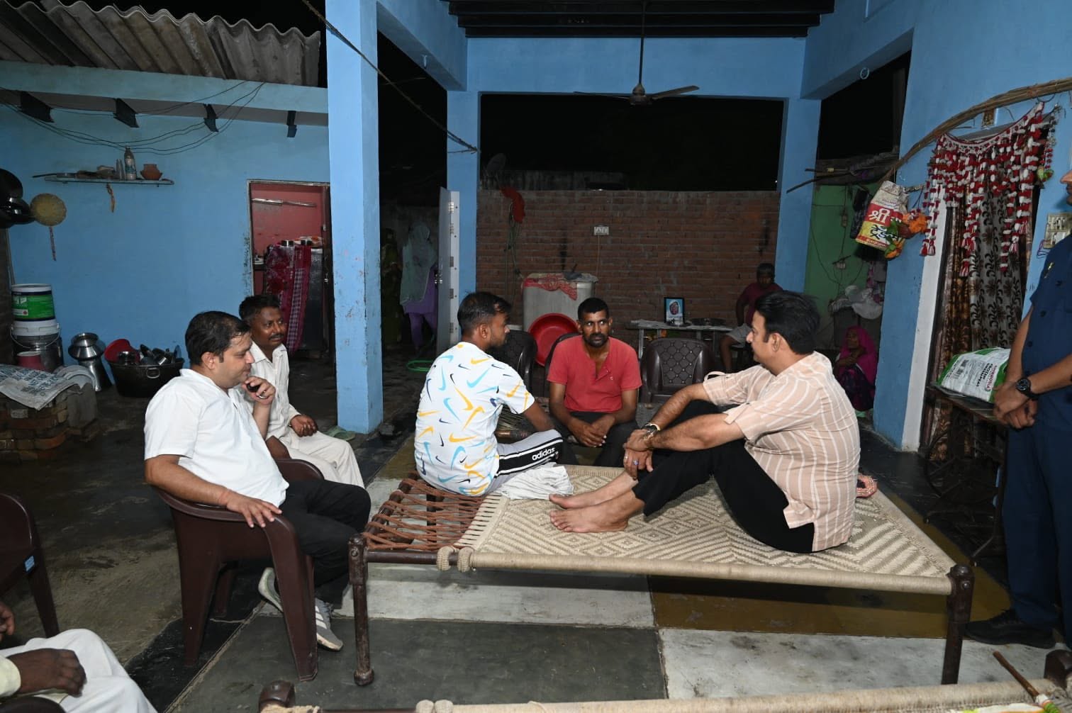 जनसेवा का पल