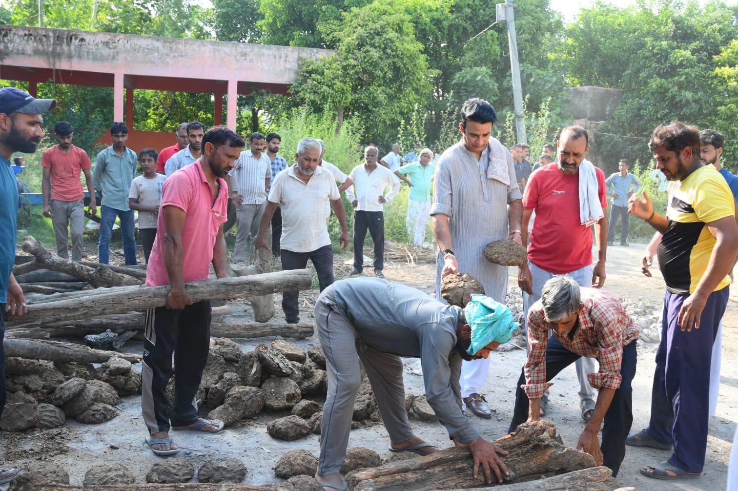 जनसेवा का पल