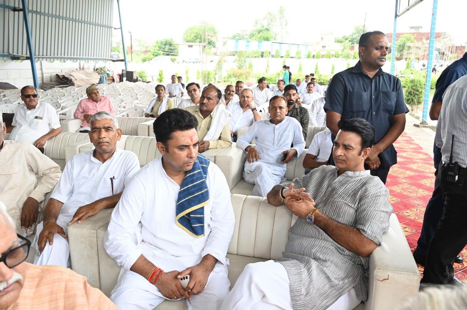जनसेवा का पल