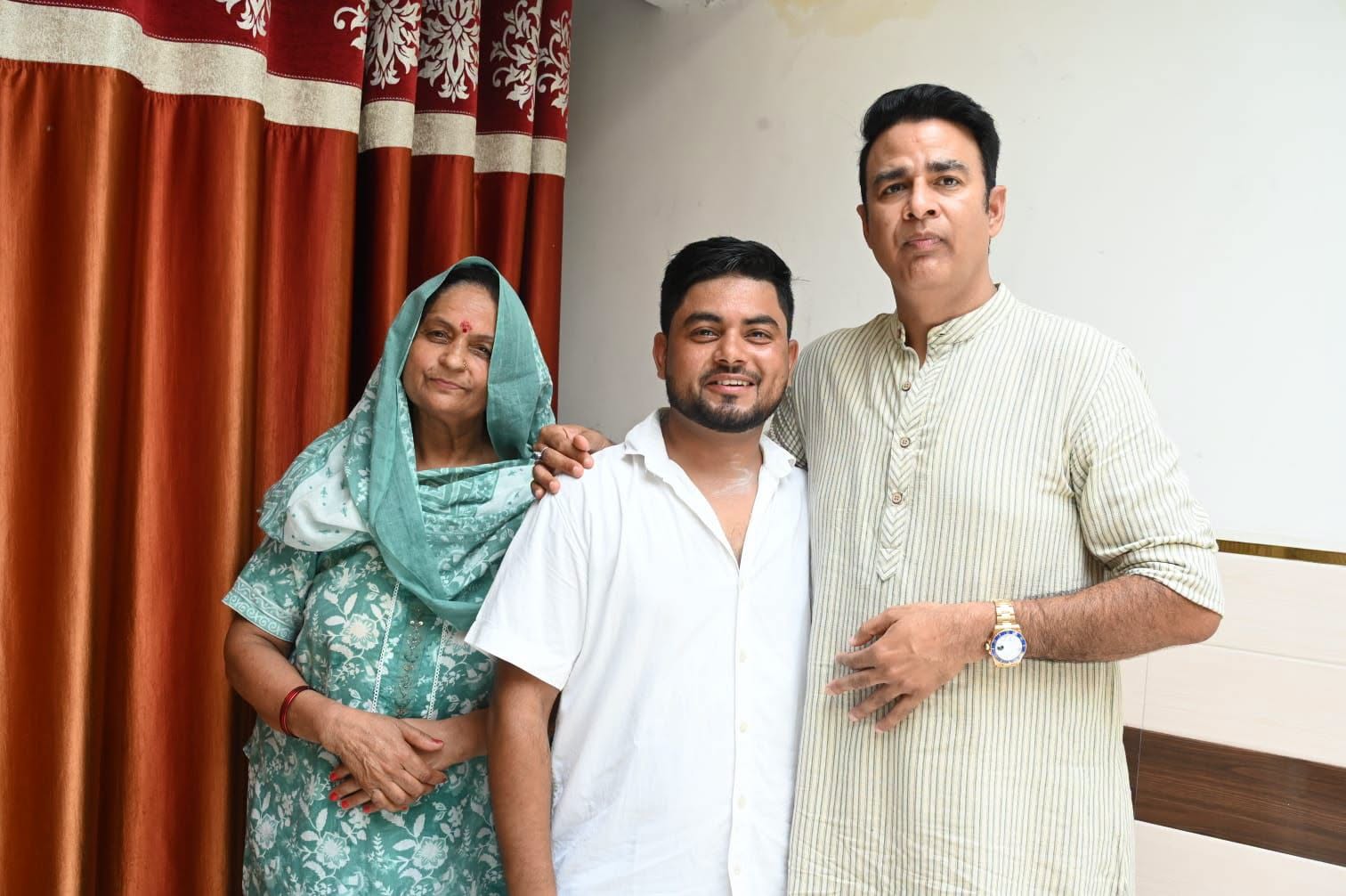 जनसेवा का पल