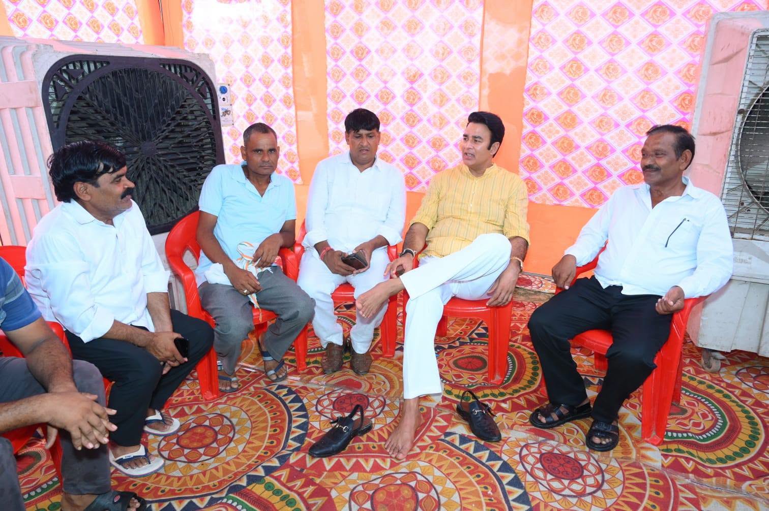 जनसेवा का पल