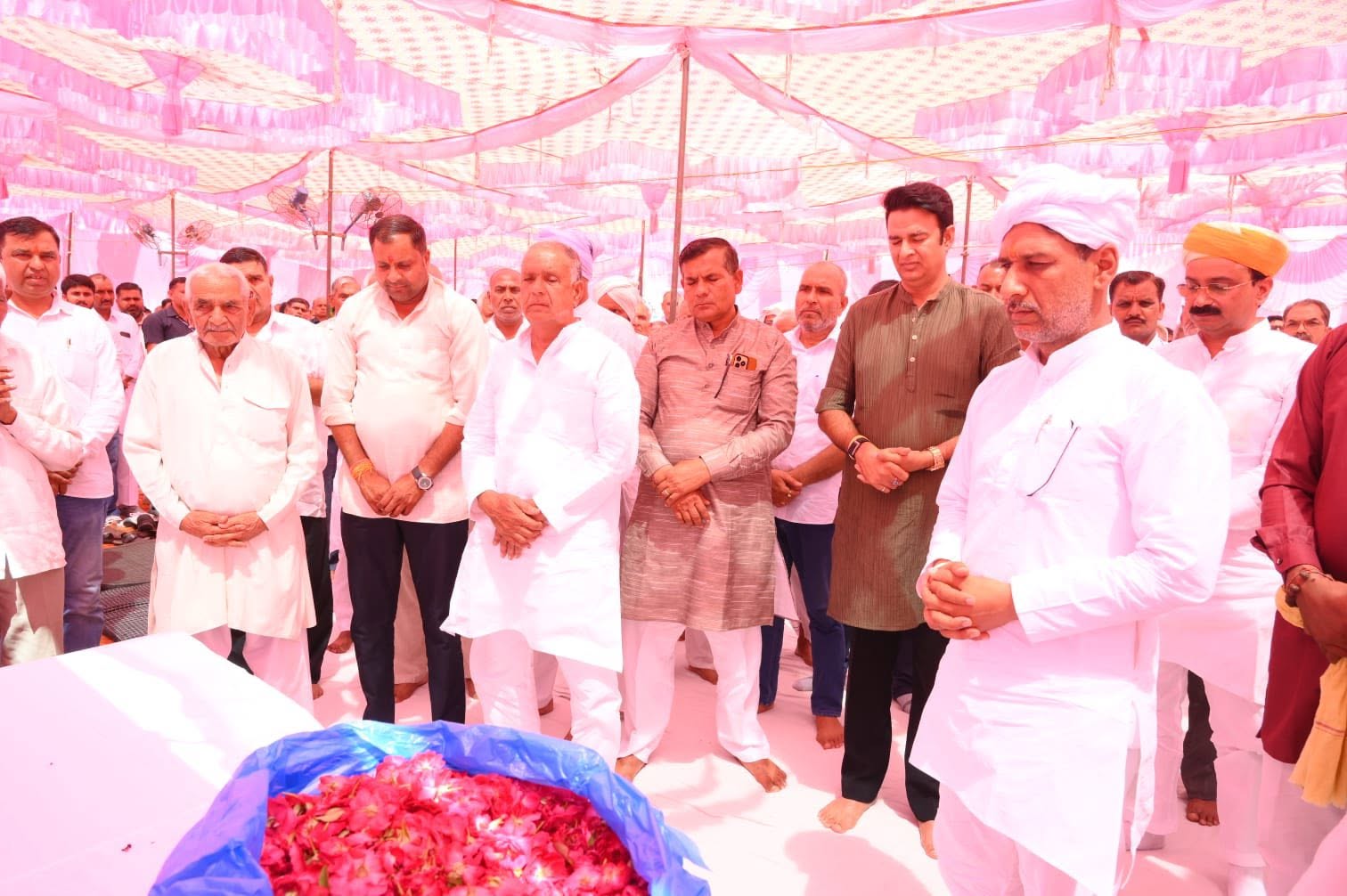 जनसेवा का पल