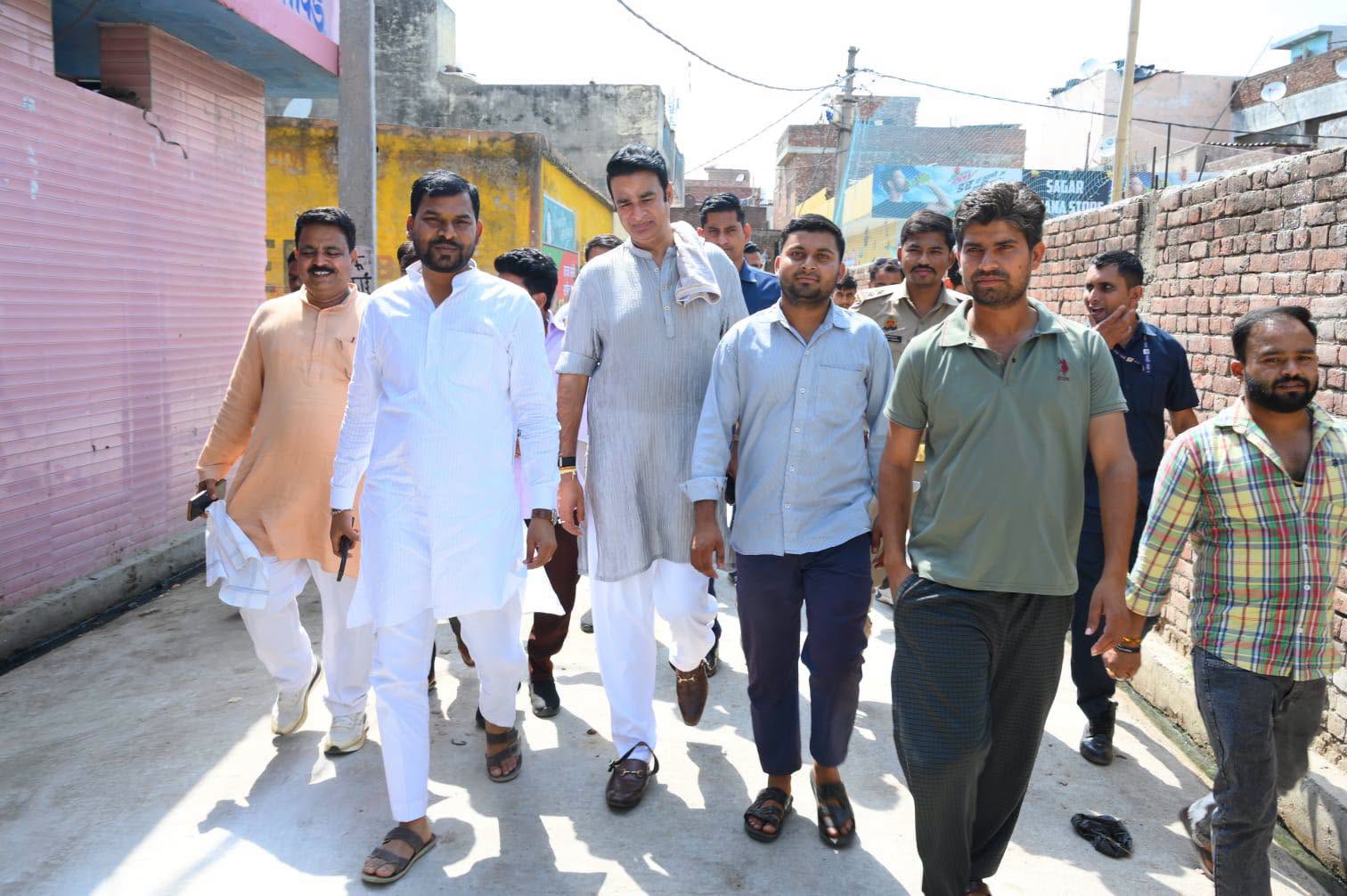 जनसेवा का पल