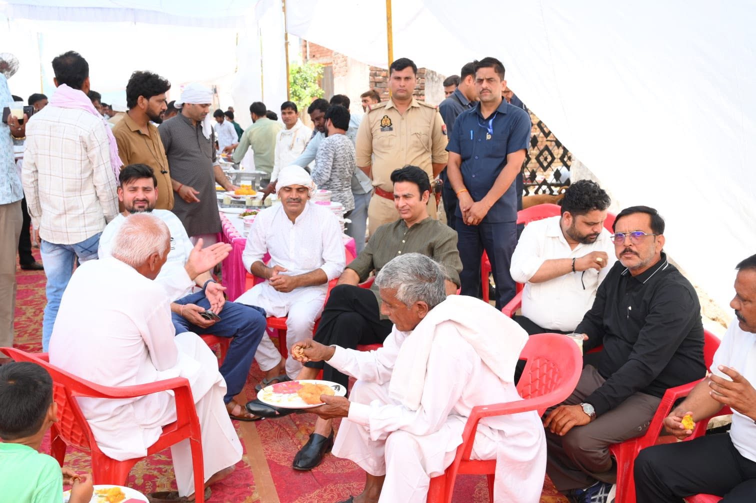जनसेवा का पल
