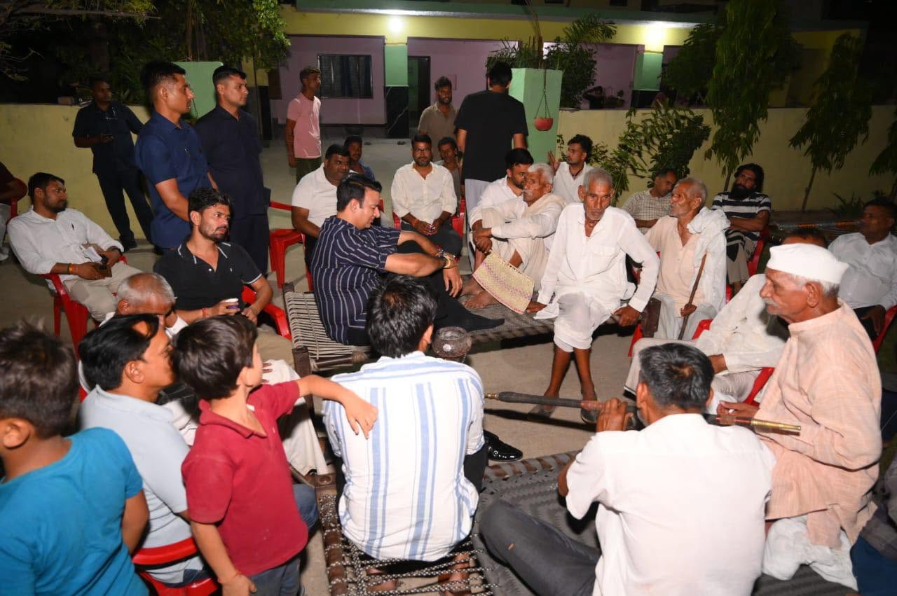 जनसेवा का पल