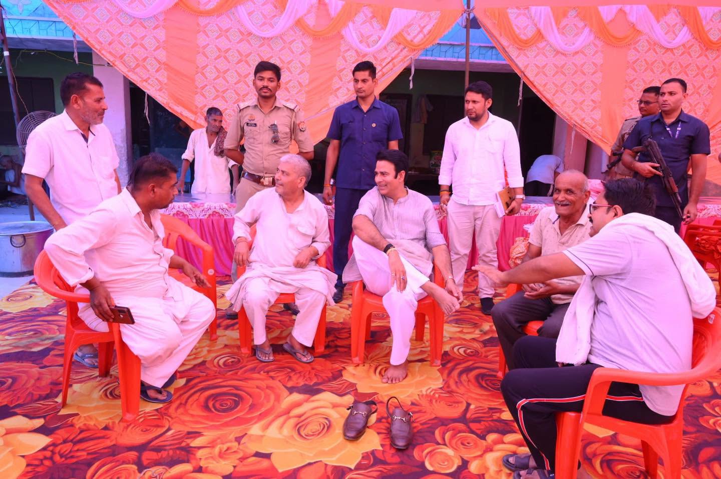 जनसेवा का पल