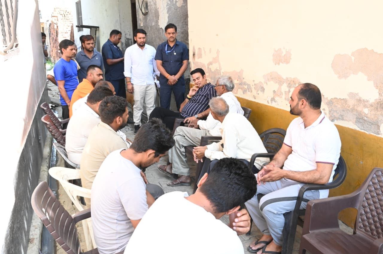 जनसेवा का पल