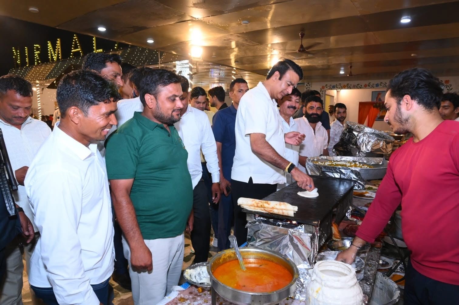 जनसेवा का पल