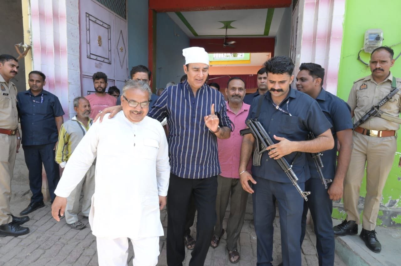 जनसेवा का पल