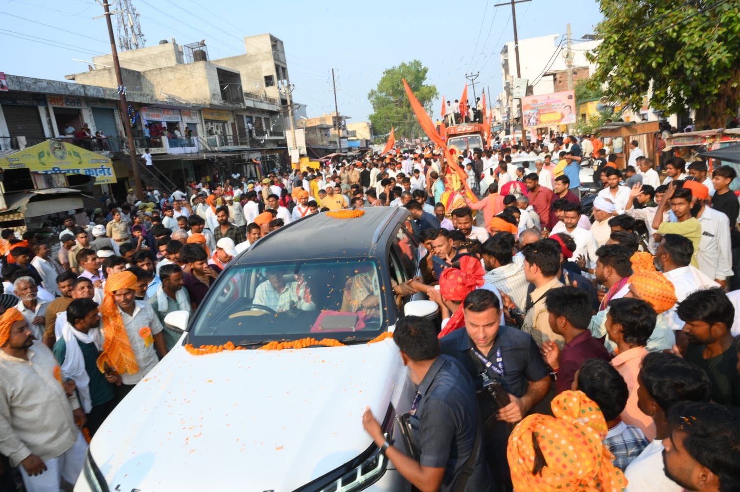 जनसेवा का पल