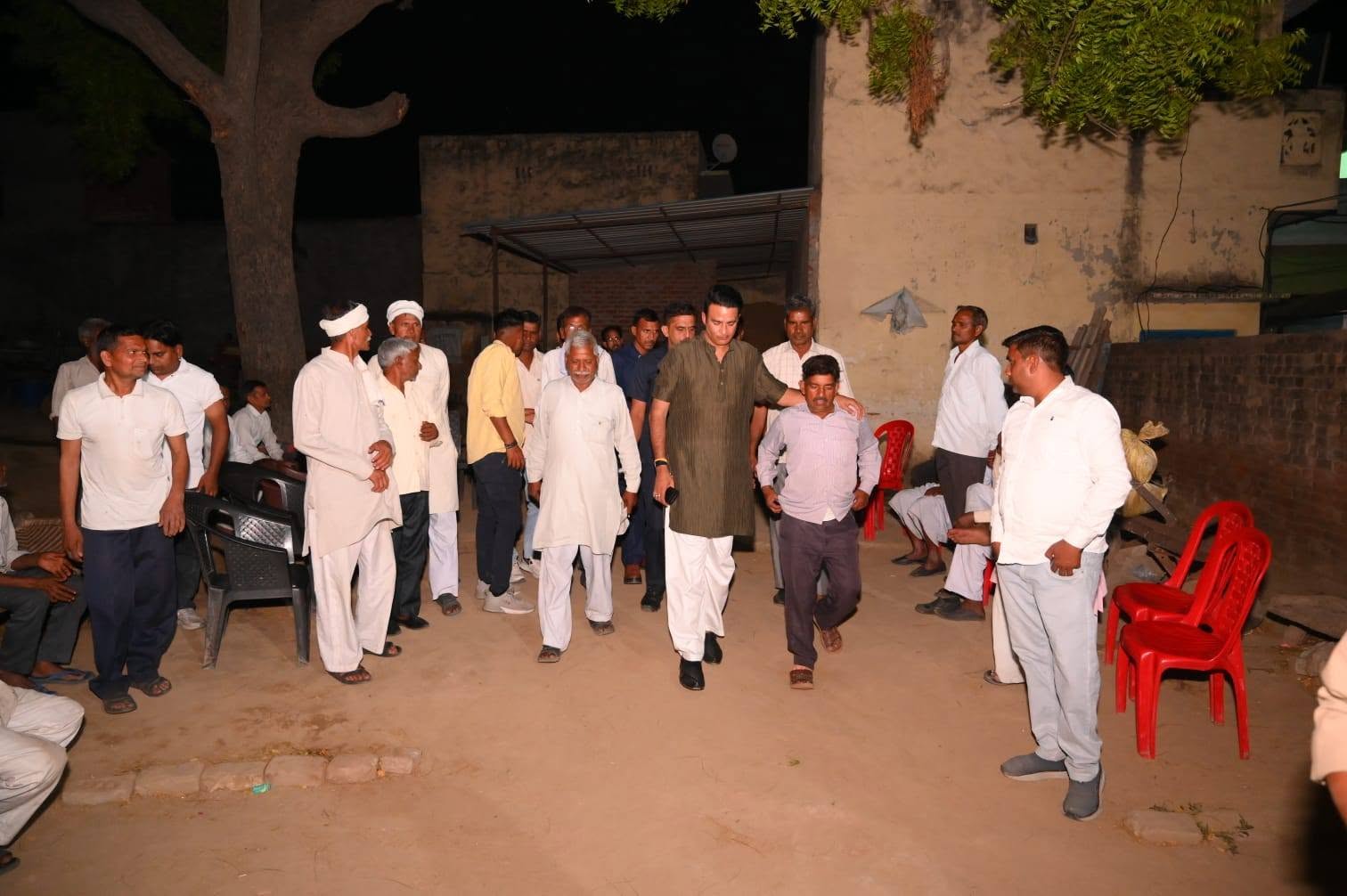 जनसेवा का पल