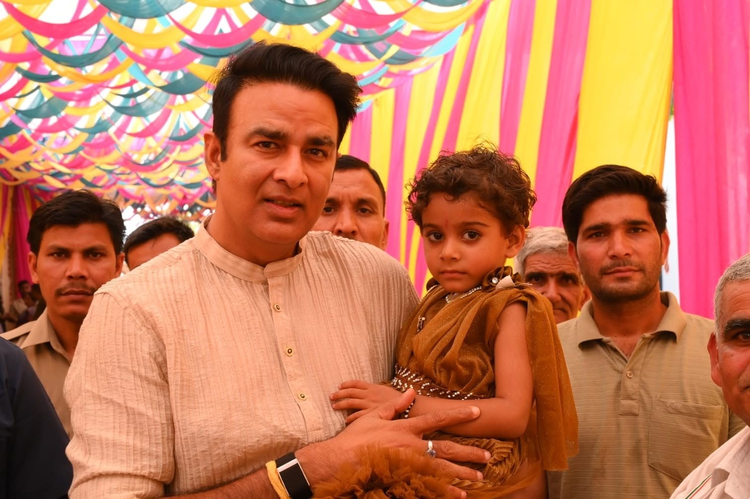 जनसेवा का पल