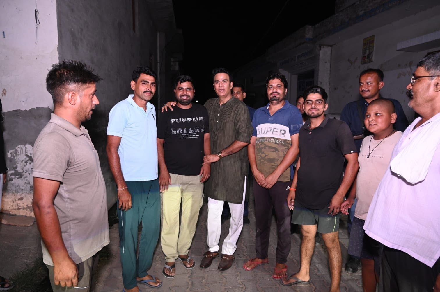 जनसेवा का पल