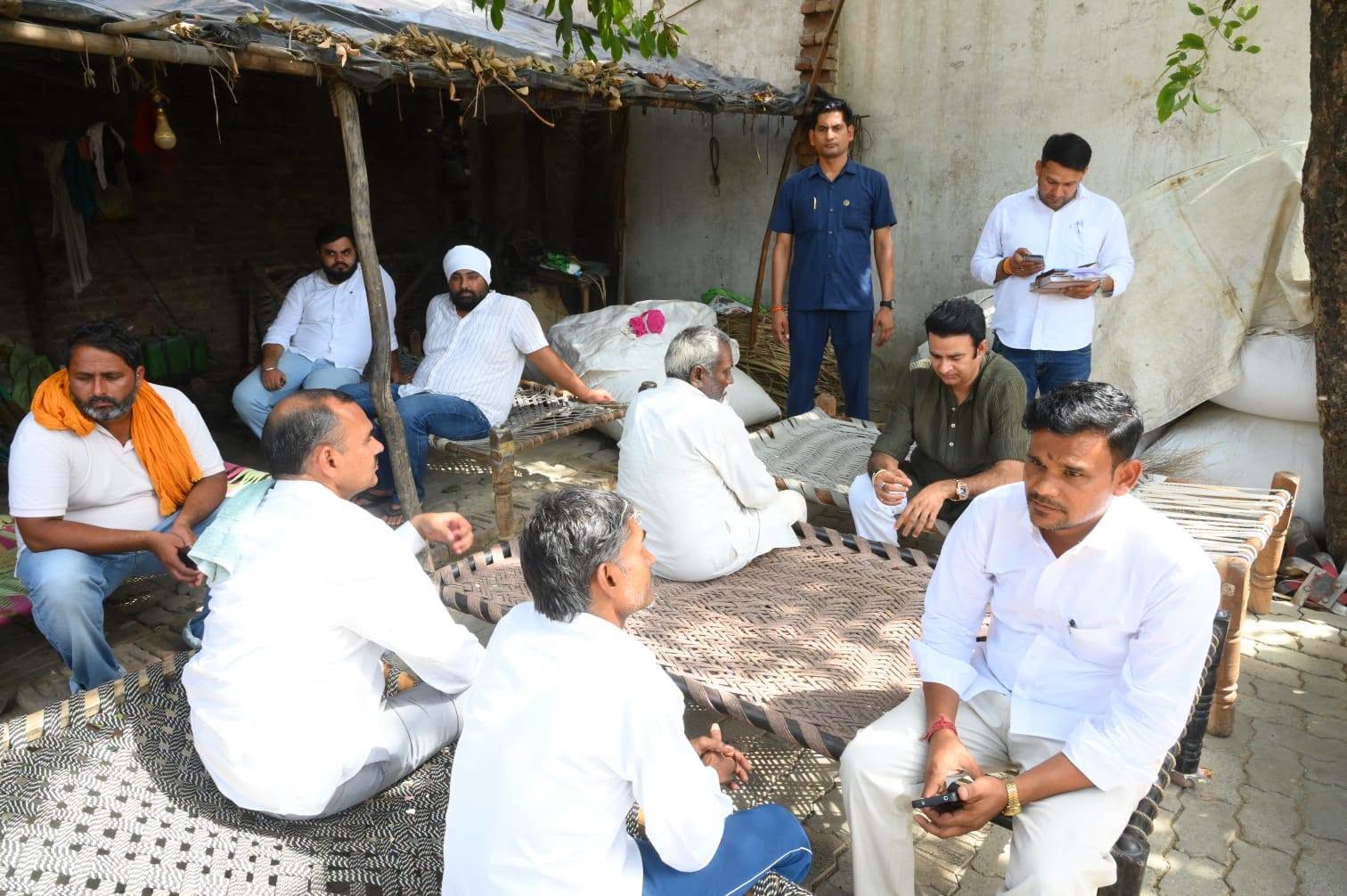 जनसेवा का पल