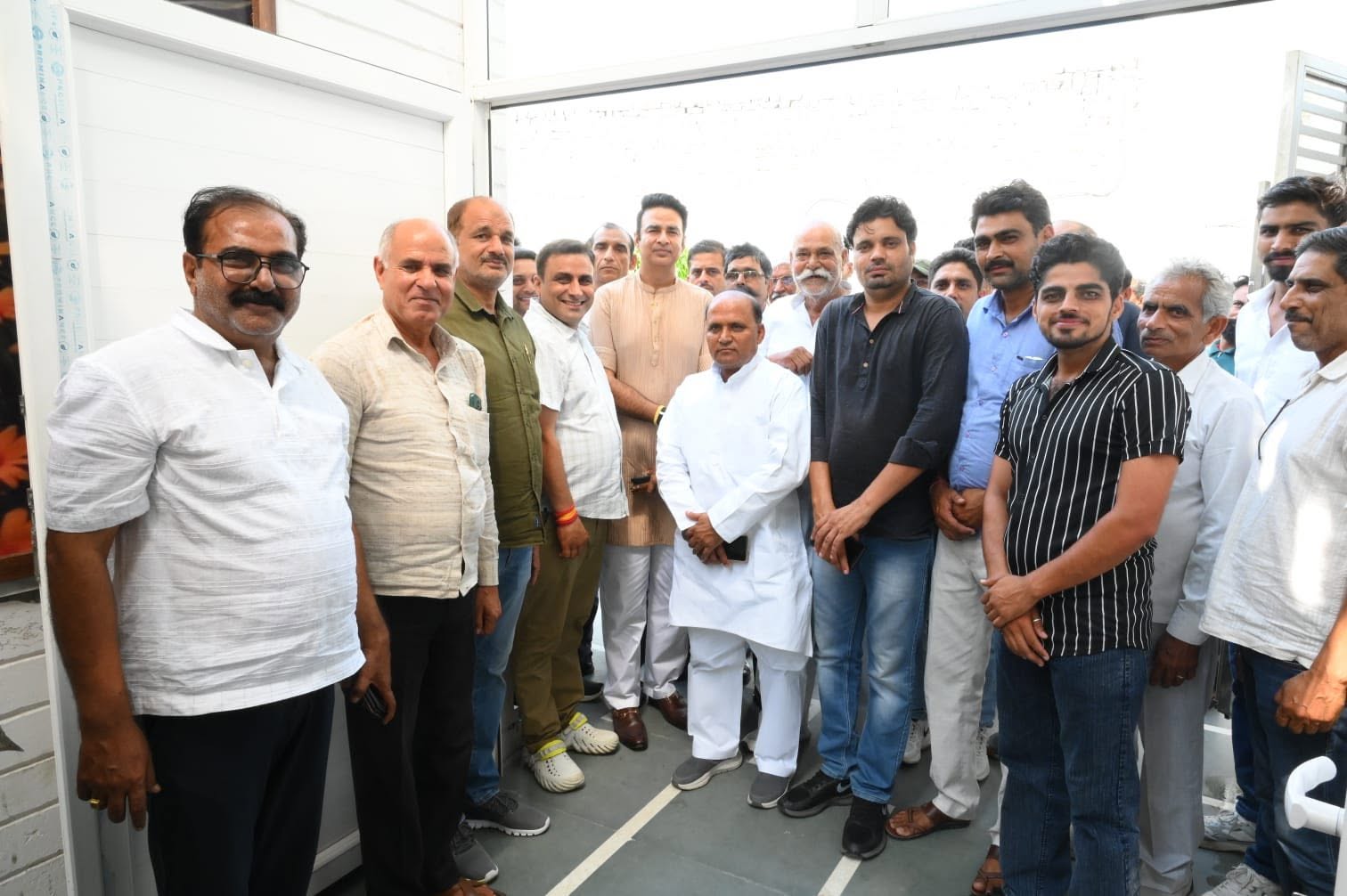 जनसेवा का पल