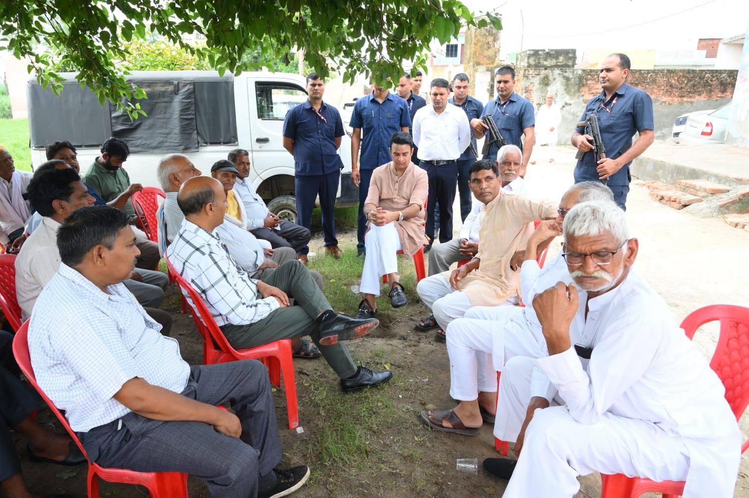 जनसेवा का पल
