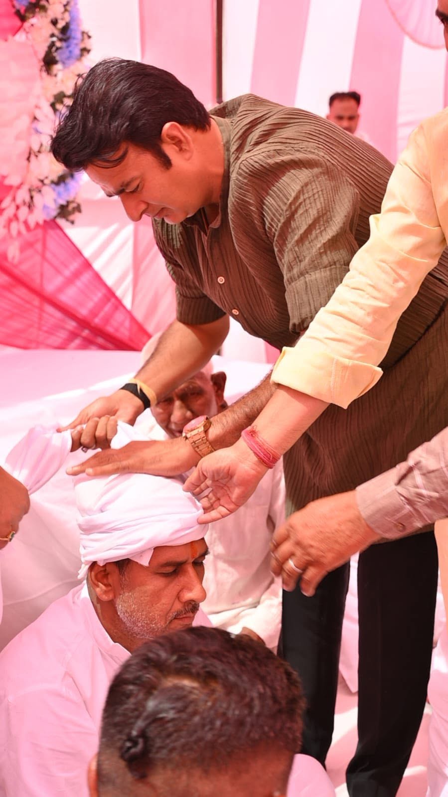 जनसेवा का पल