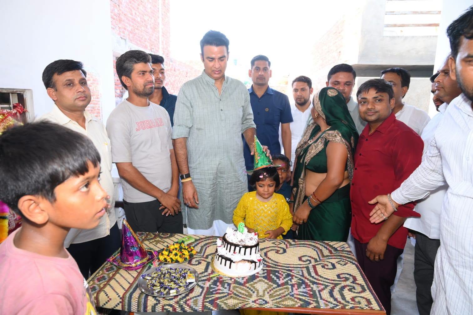 जनसेवा का पल