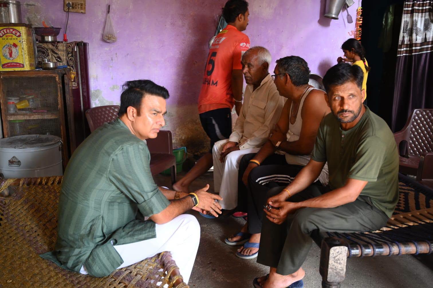 जनसेवा का पल