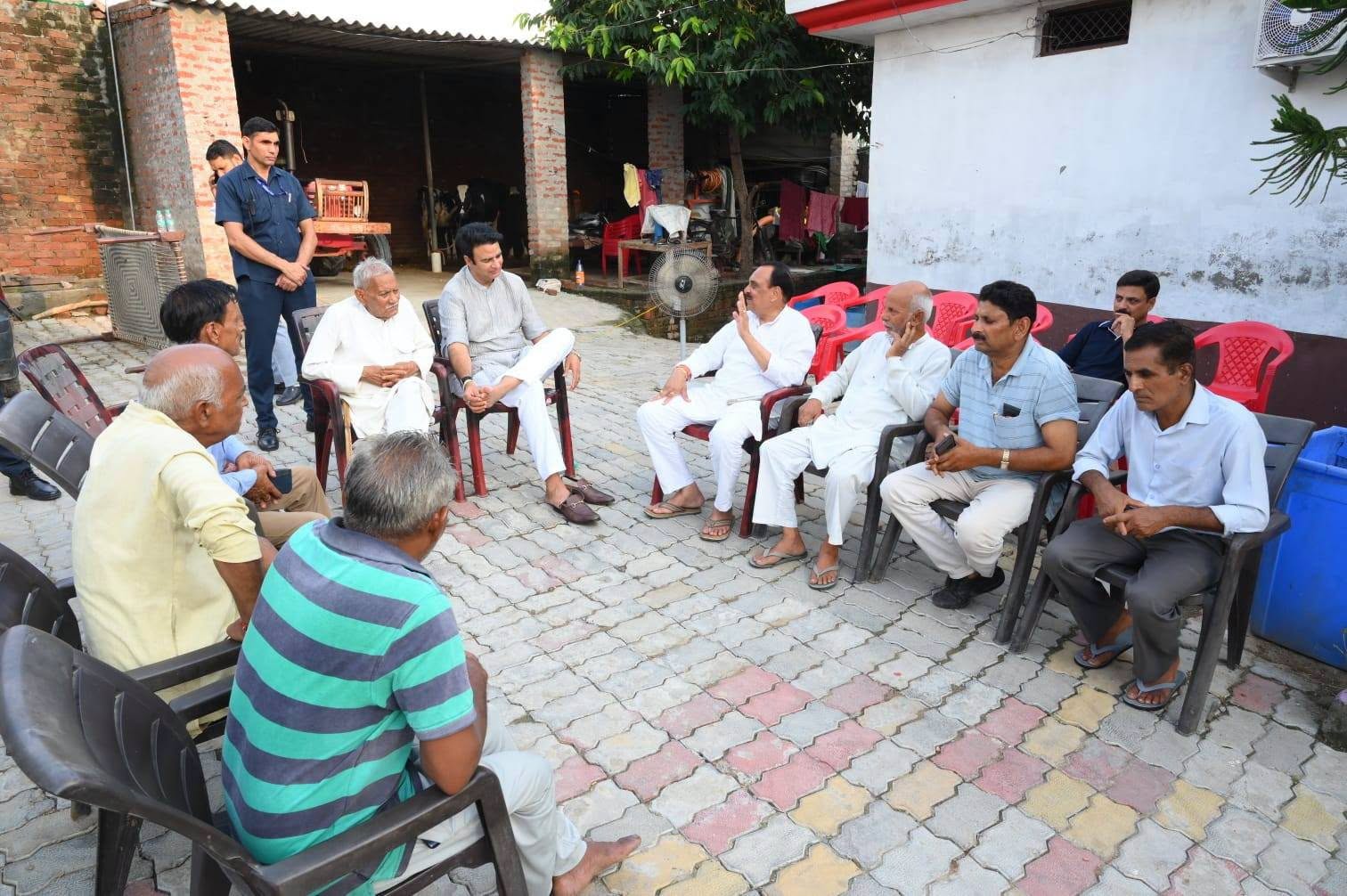 जनसेवा का पल