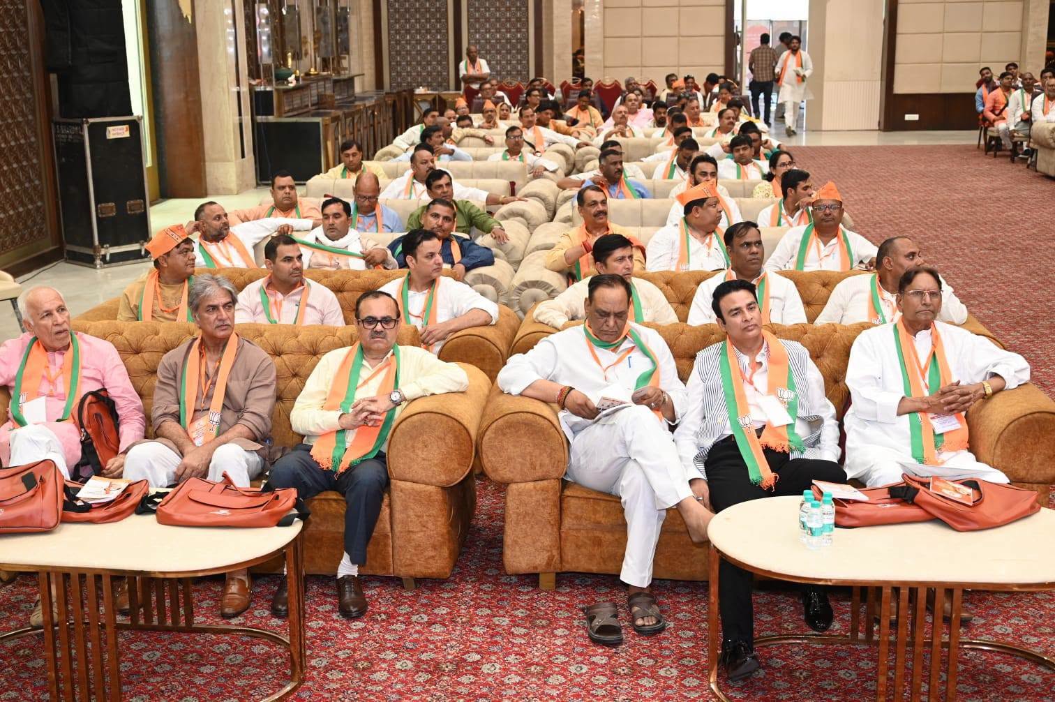 जनसेवा का पल