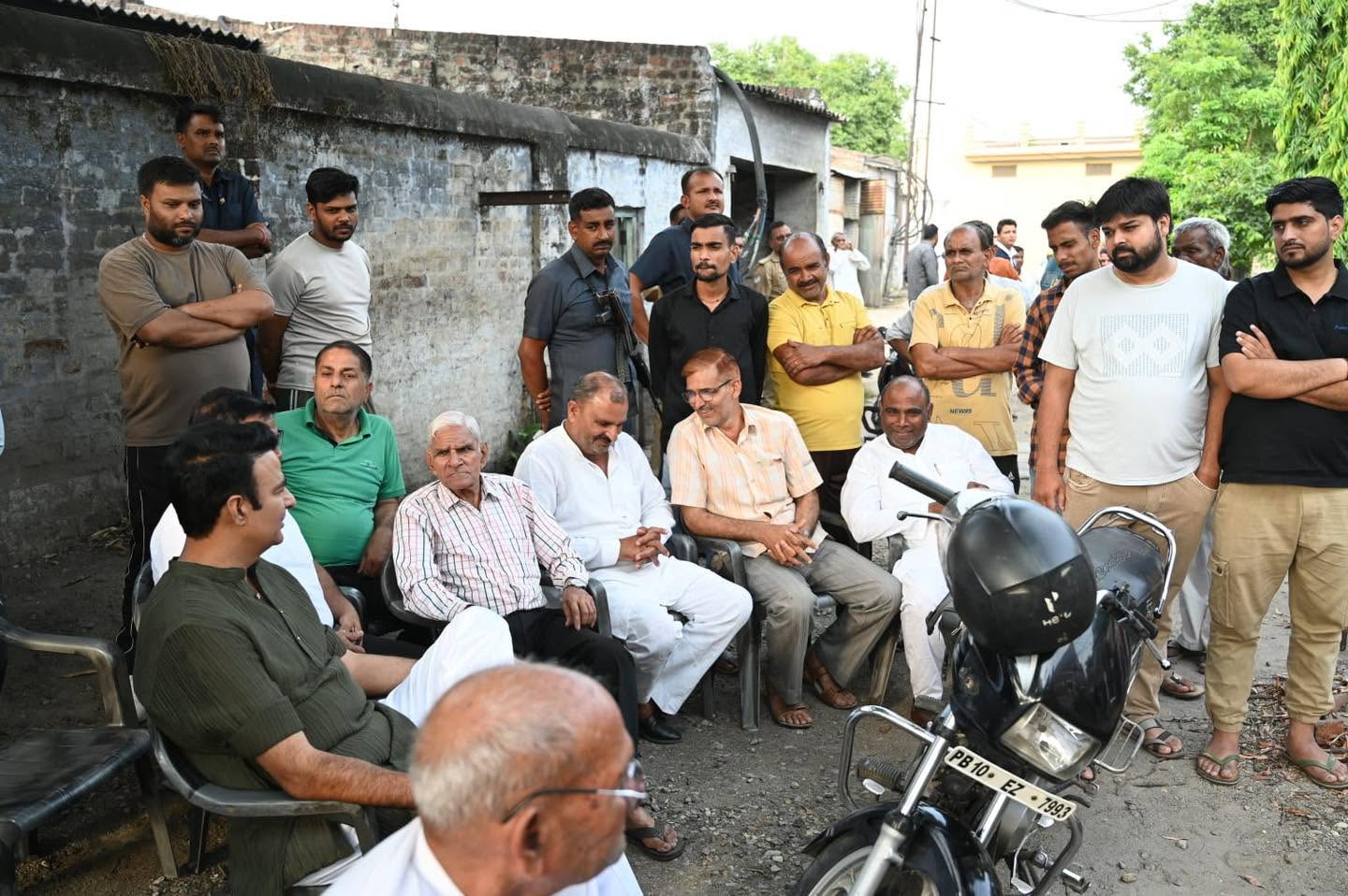 जनसेवा का पल