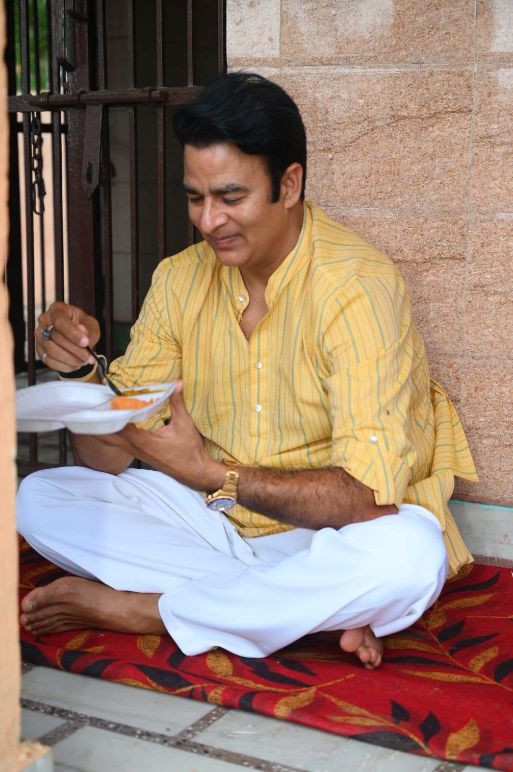 जनसेवा का पल