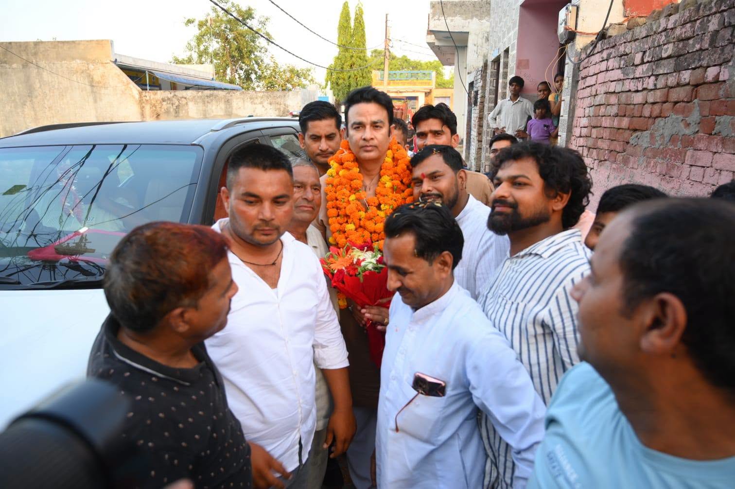 जनसेवा का पल