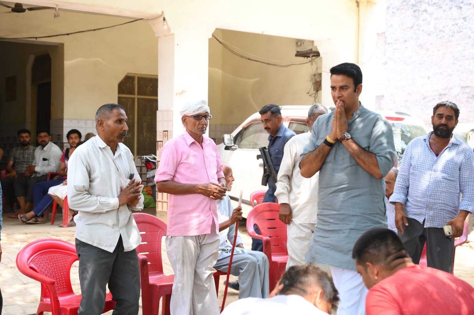जनसेवा का पल