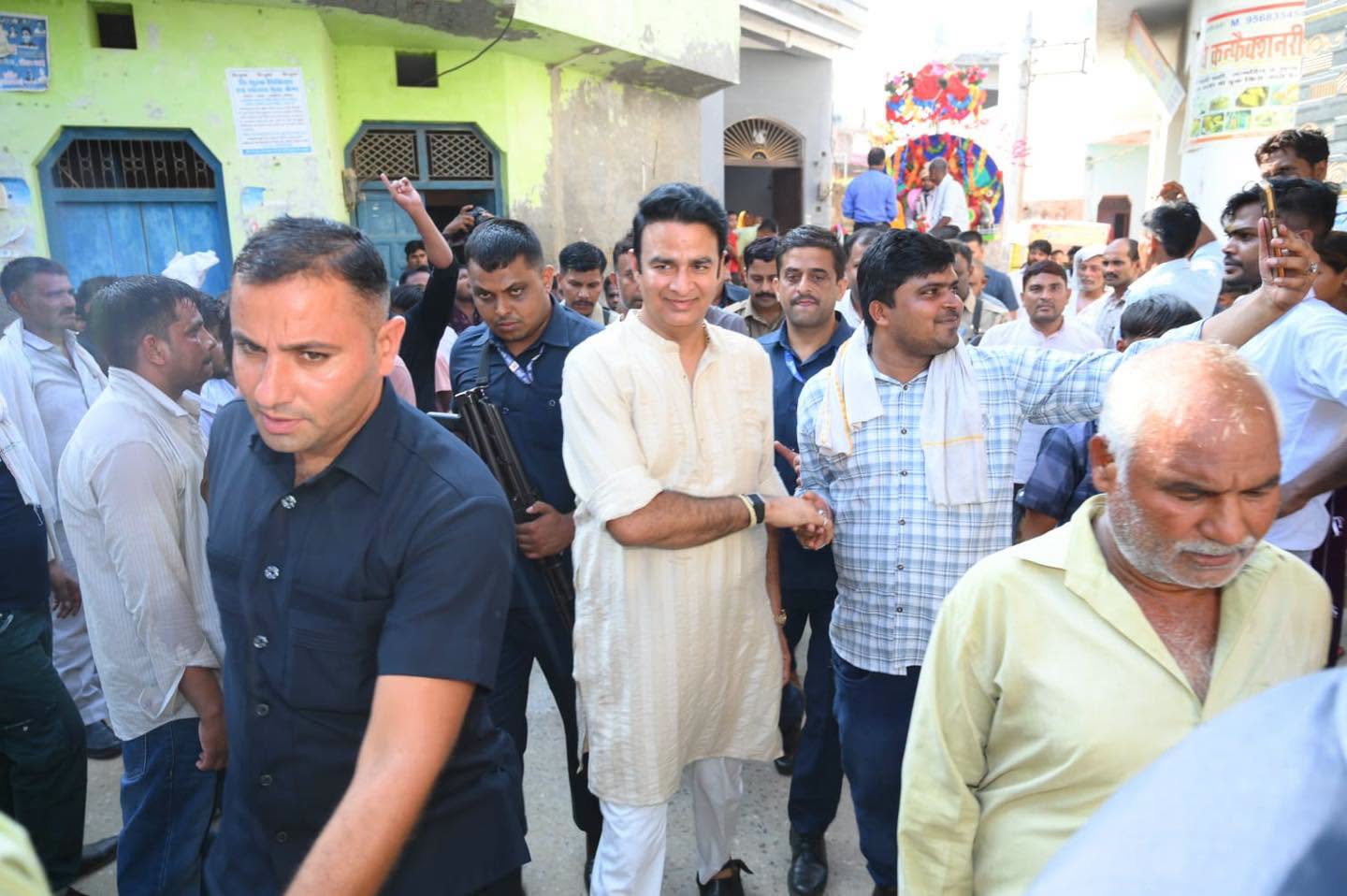 जनसेवा का पल