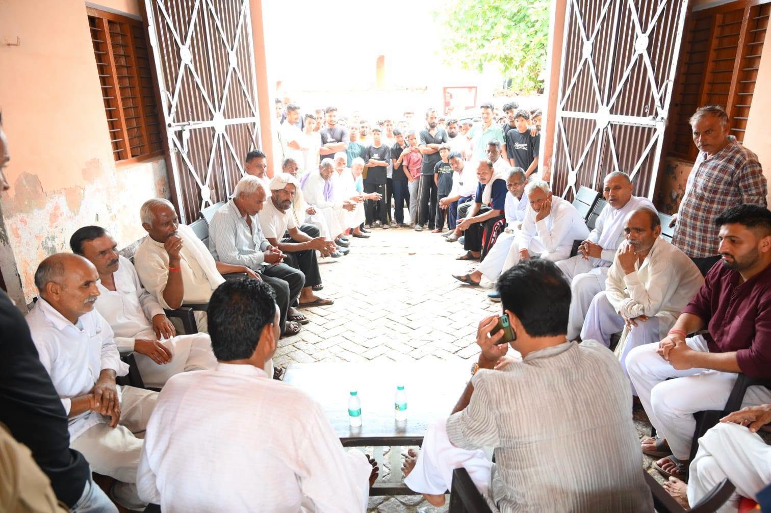 जनसेवा का पल