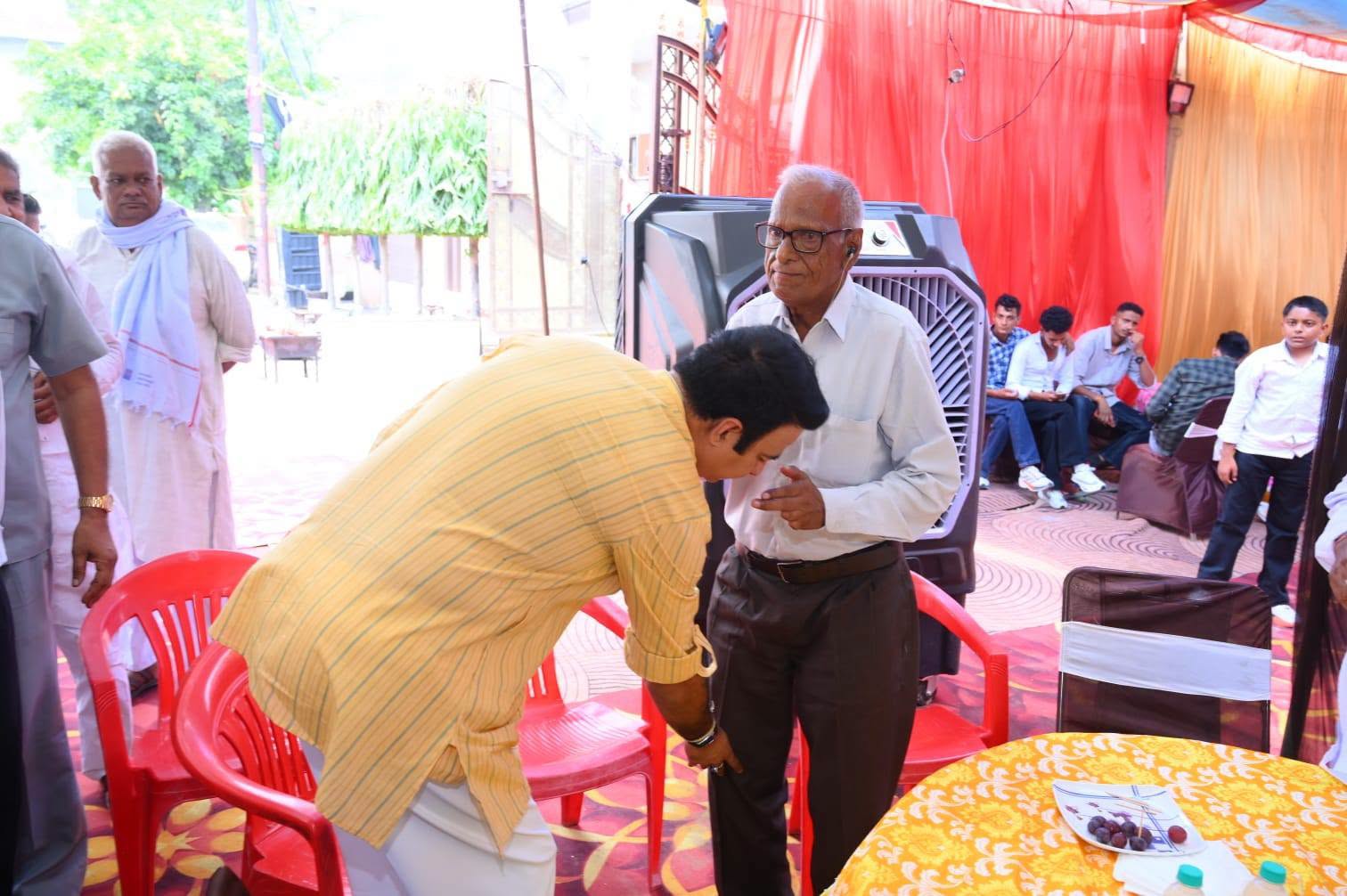 जनसेवा का पल