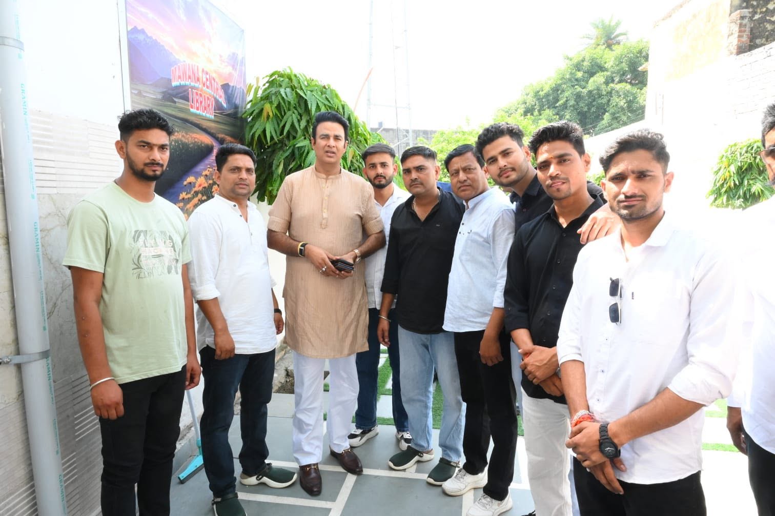 जनसेवा का पल