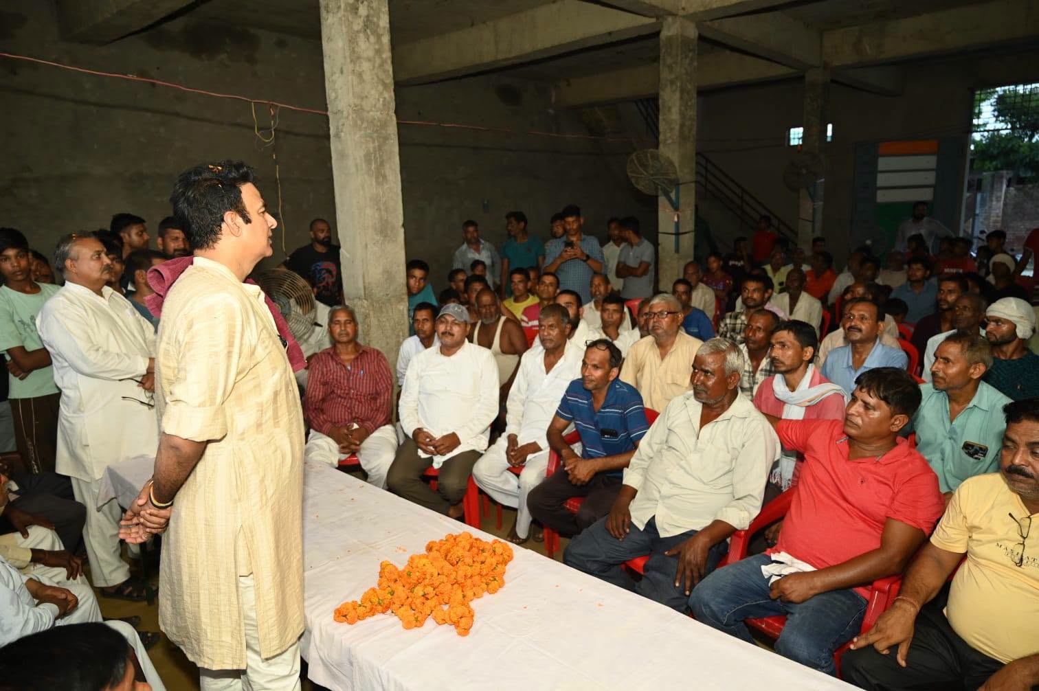 जनसेवा का पल