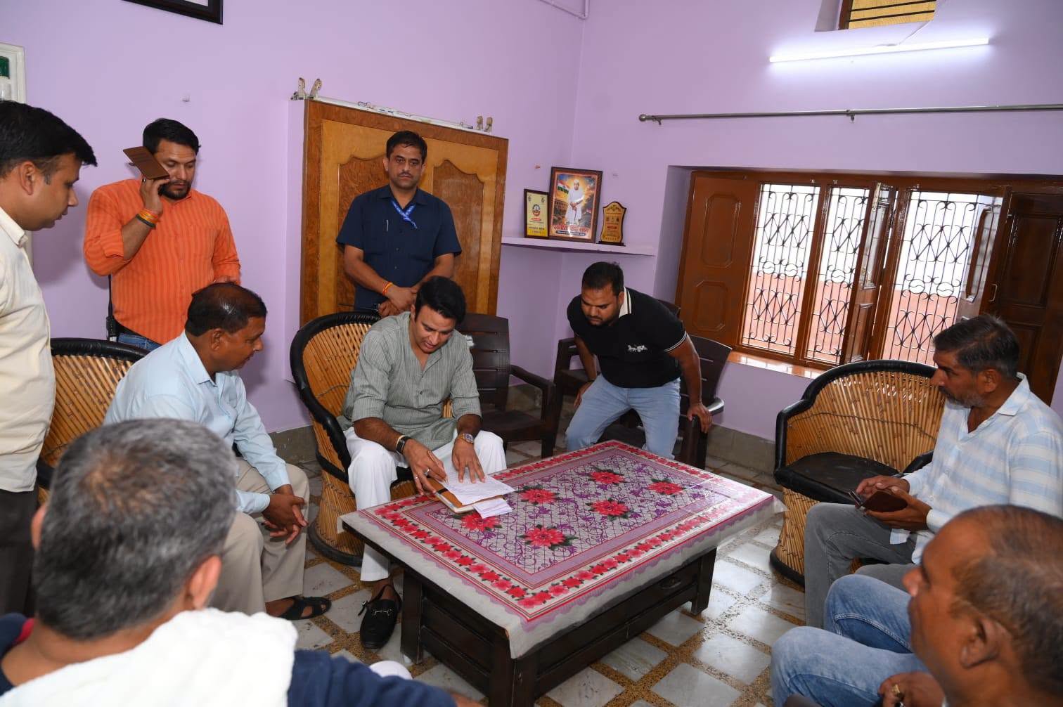 जनसेवा का पल