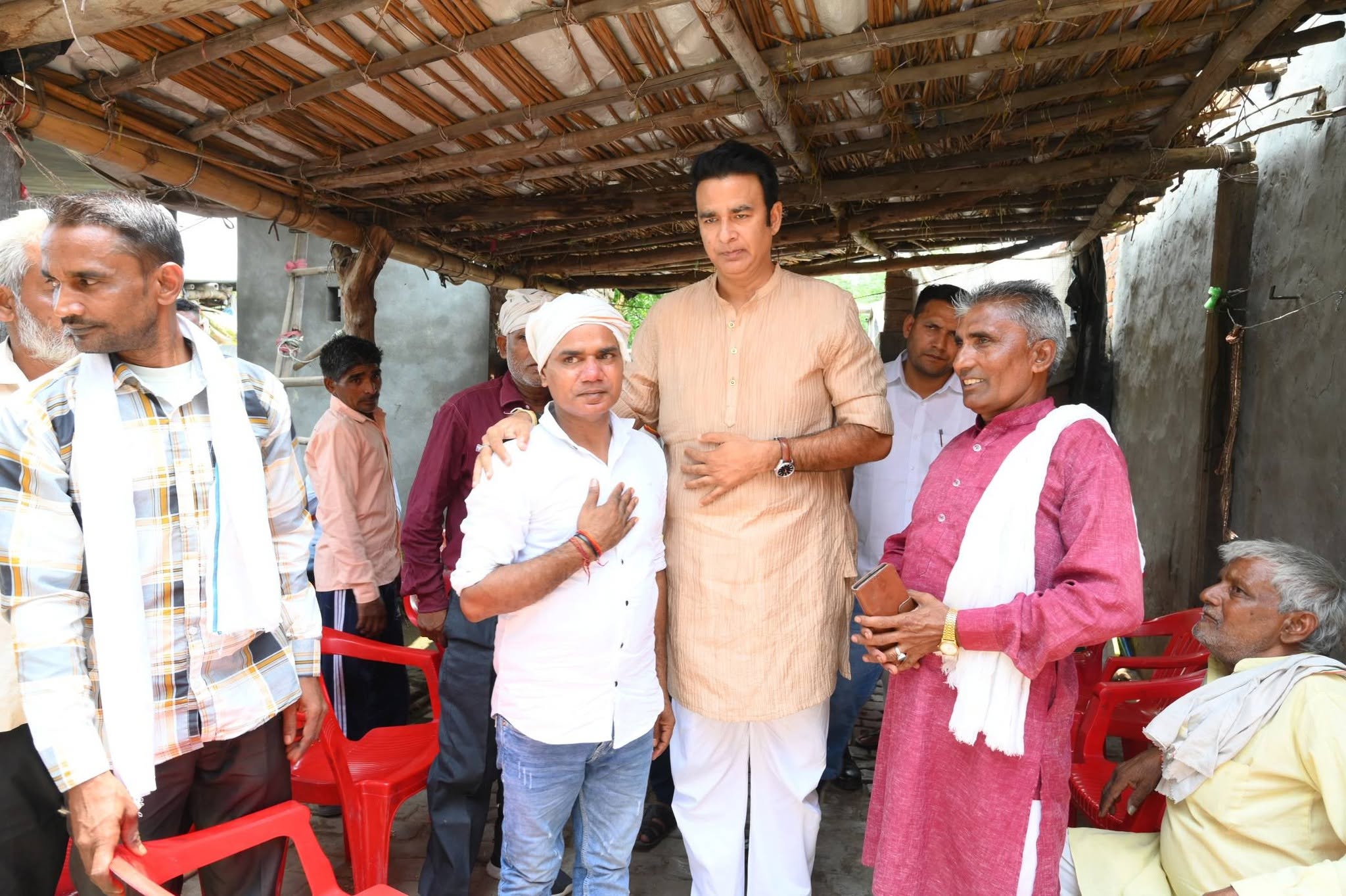 जनसेवा का पल
