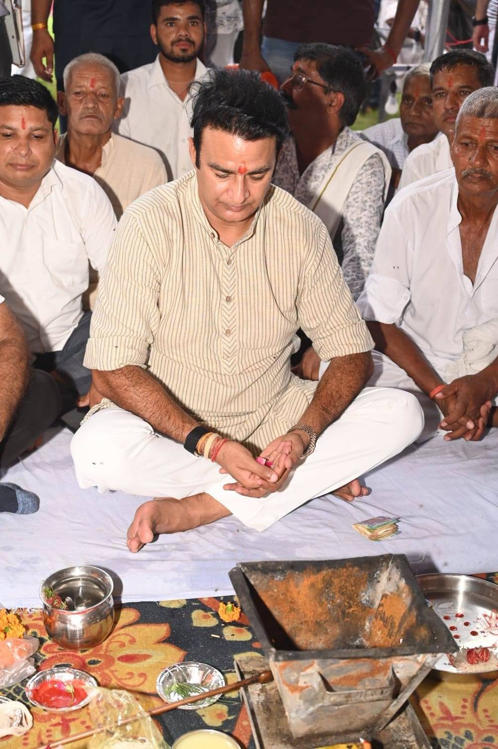 जनसेवा का पल