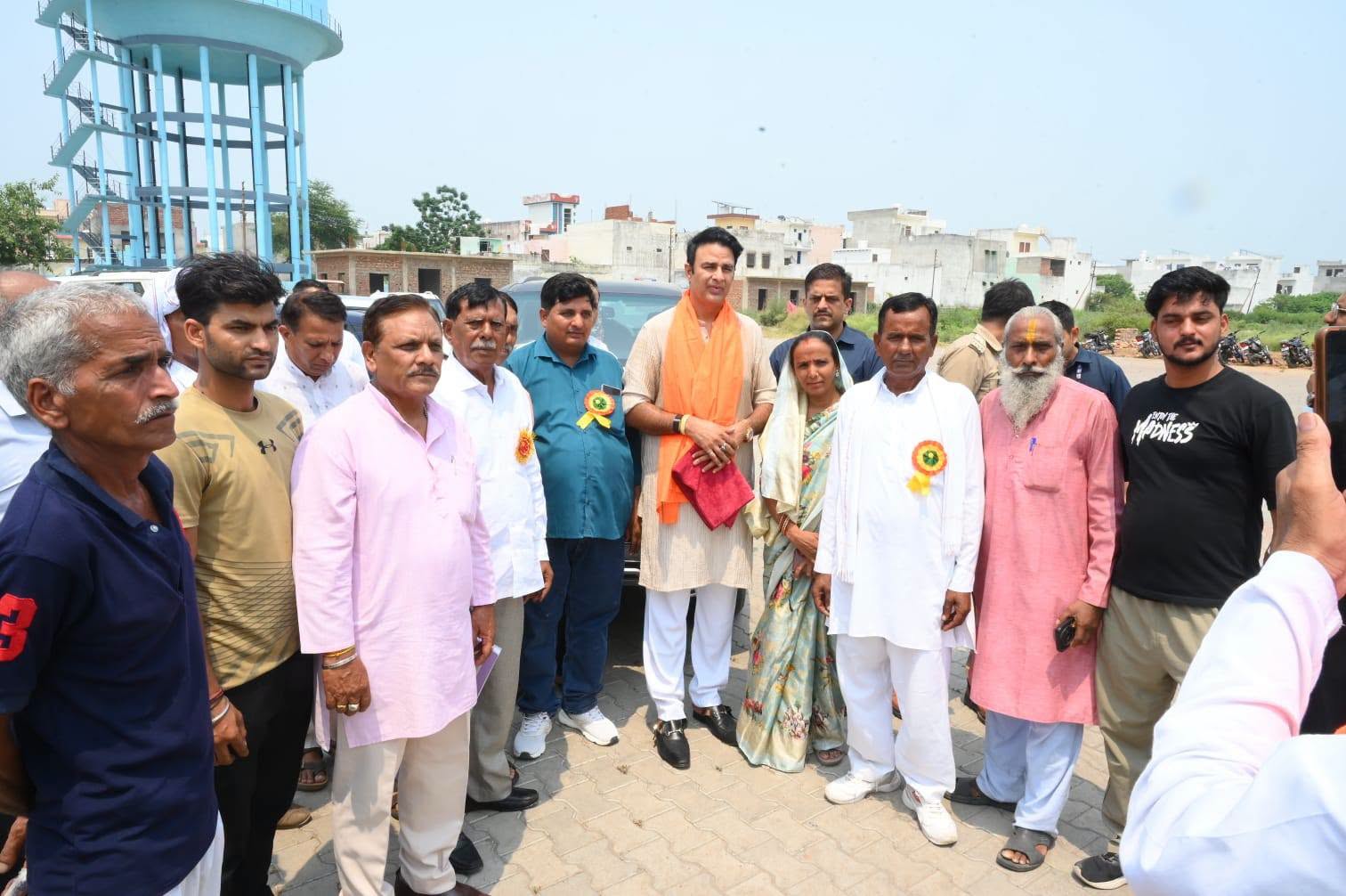 जनसेवा का पल