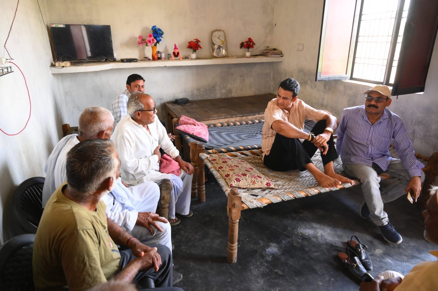 जनसेवा का पल