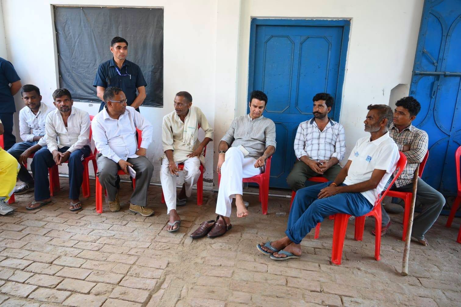 जनसेवा का पल