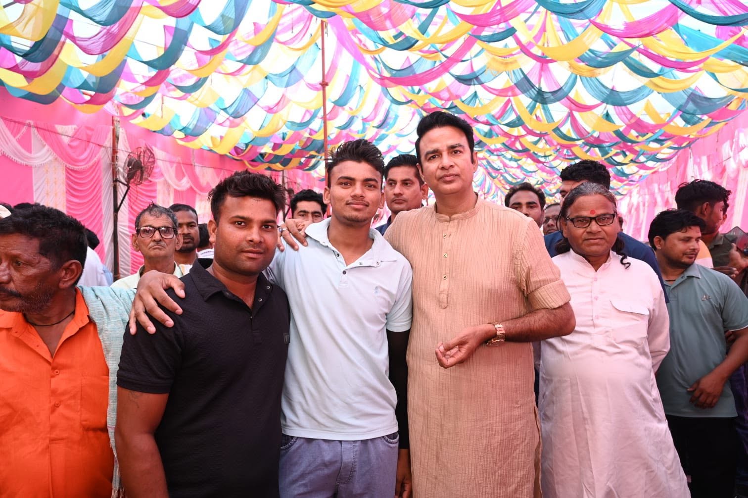 जनसेवा का पल