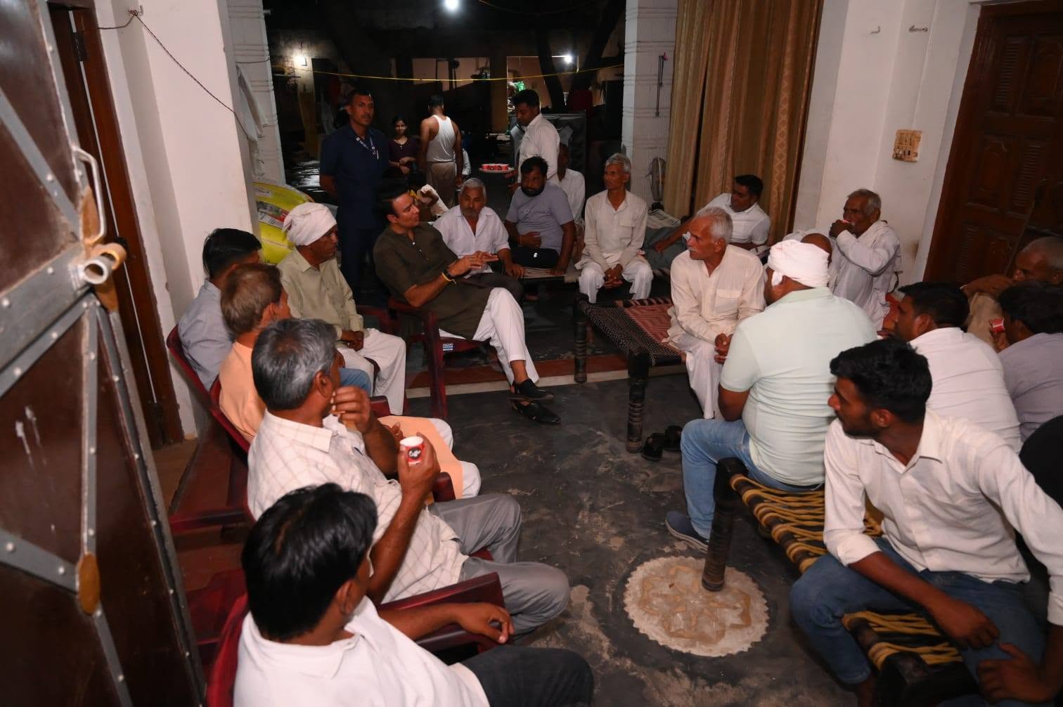जनसेवा का पल