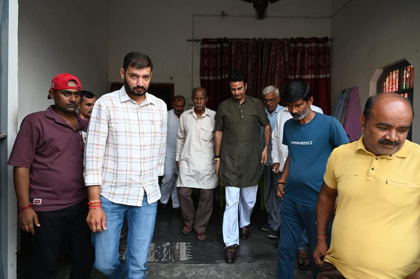 जनसेवा का पल